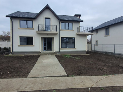 Vilă P+M,Lumina-centru