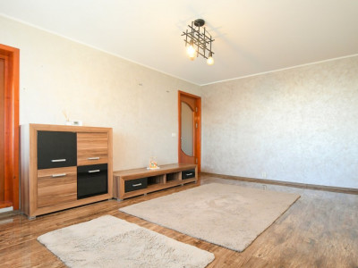 Tomis Nord – 3 camere decomadat 72mp etaj 4/4