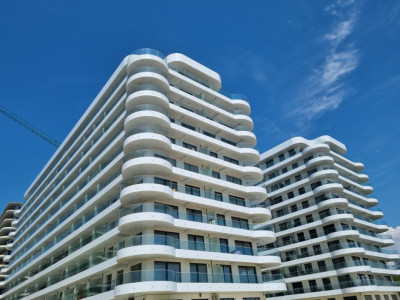 Apartament 2 camere in bloc exclusivist Sea One, prima linie la mare