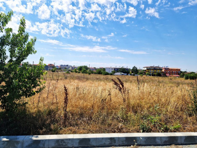 Golful Francez –Teren intravilan cu toate utilitatile!