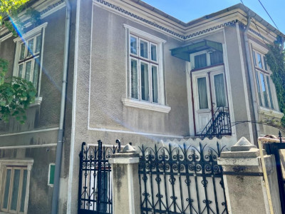 Constanta, Casa P+1 ultracentral