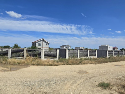 TEREN IDEAL CONSTRUCTIE CASA 500MP, DUBLA DESCHIDERE 