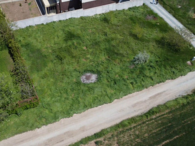 Teren intravilan zona Carrefour