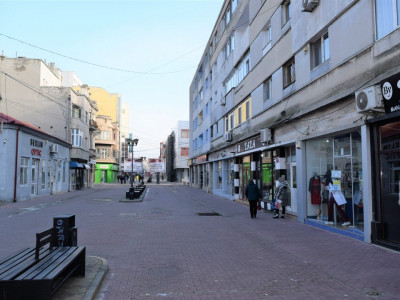 ULTRACENTRAL – STEFAN CEL MARE - 2 CAMERE DECOMANDAT, ETAJ 1!